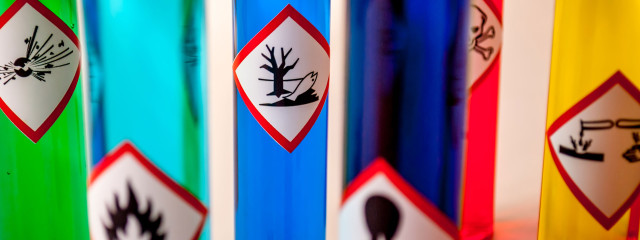 Formazione del tecnico competente nella redazione delle schede di sicurezza (SDS)